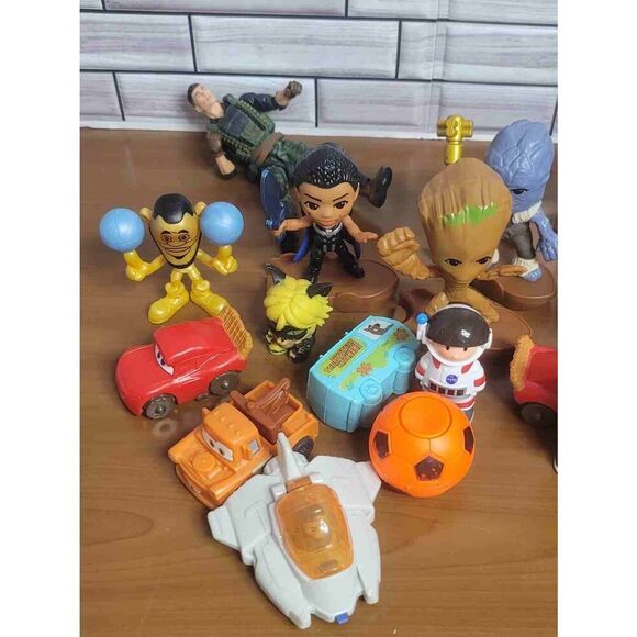 Toy Lot #A63 - Picture 3 of 8